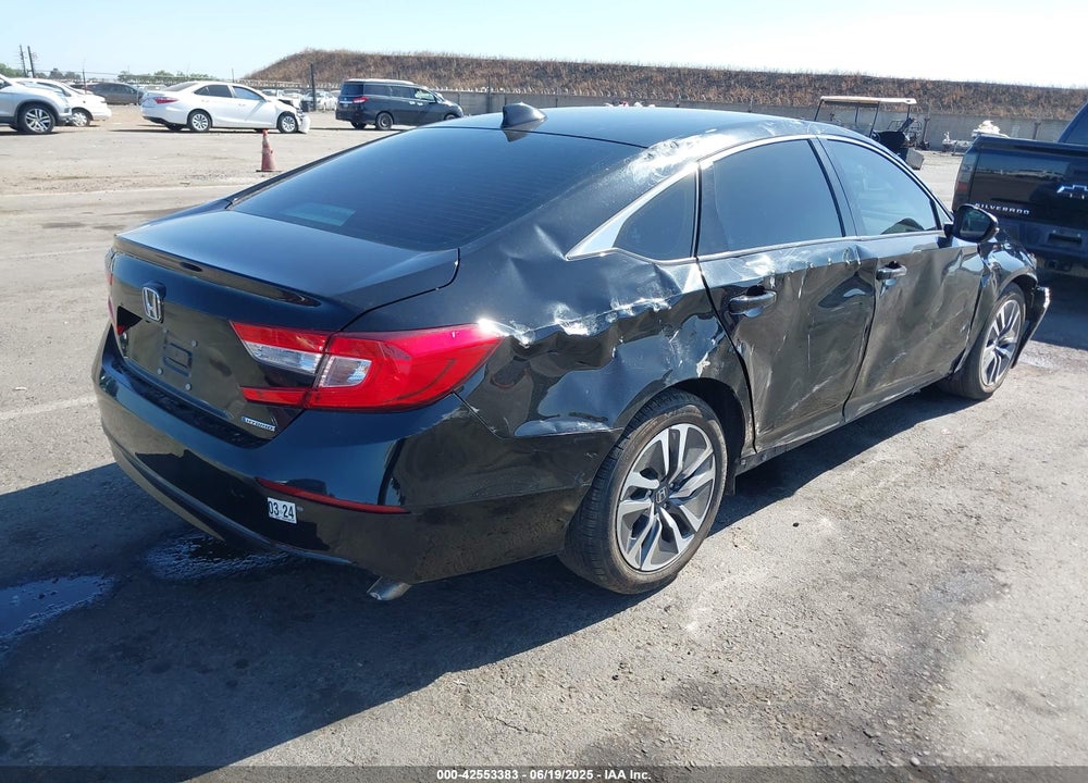 2021 HONDA ACCORD VIN: 1HGCV3F13MA017621