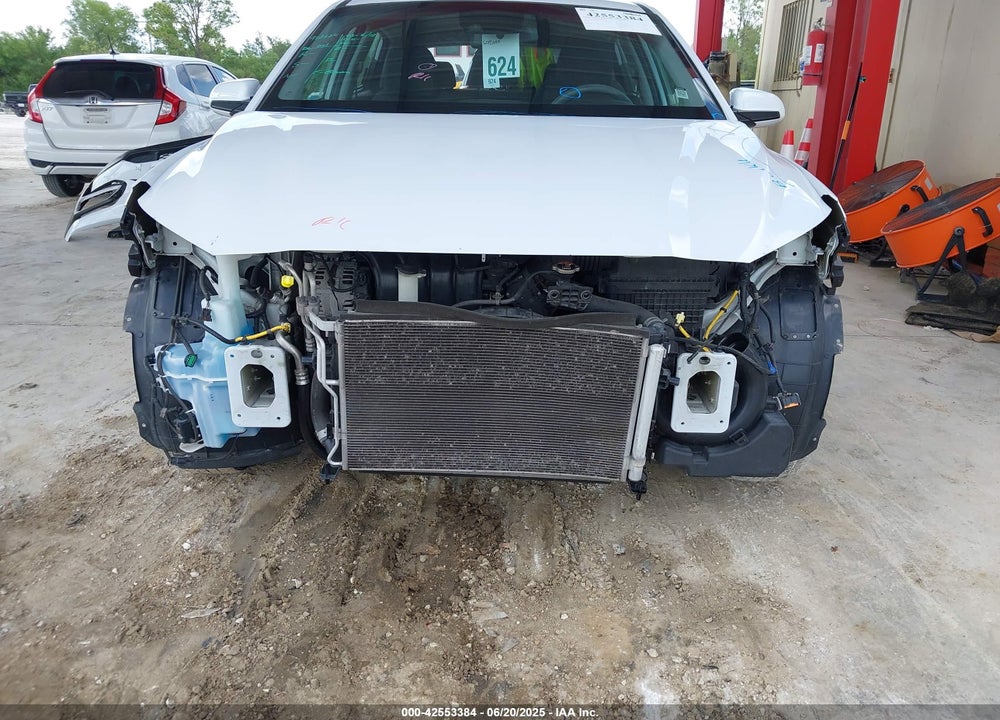 2020 HYUNDAI KONA VIN: KM8K1CAAXLU444431