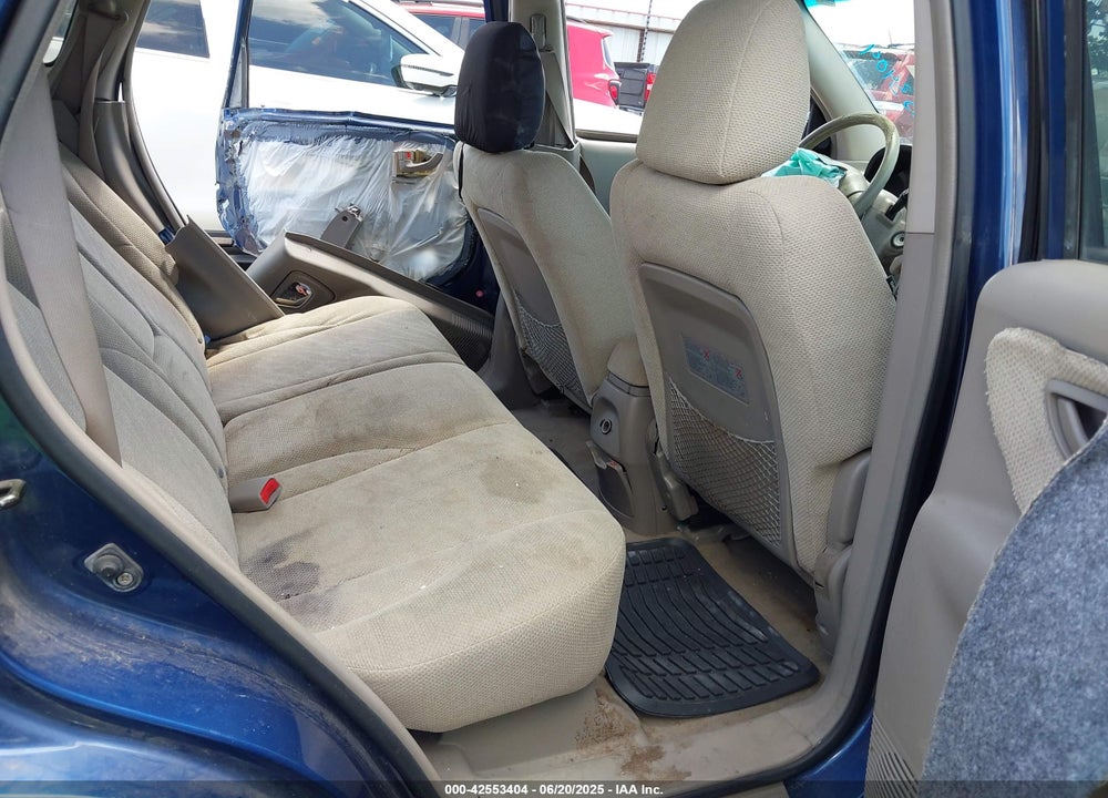 2005 HYUNDAI TUCSON GL VIN: KM8JM12B15U165113