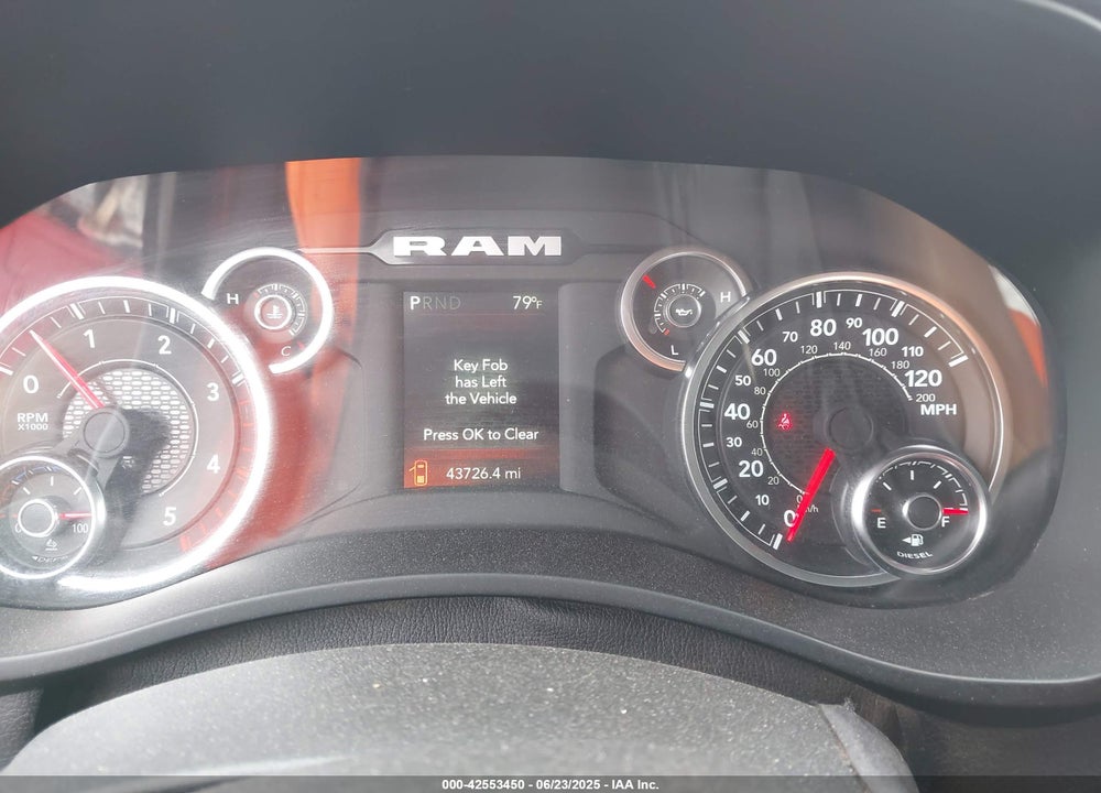 2024 RAM 2500 BIG HORN 4X4 6'4 BOX VIN: 3C6UR5DL7RG311210