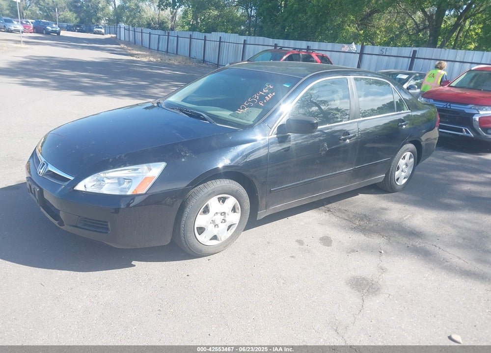 2007 HONDA ACCORD 2.4 LX VIN: 1HGCM56457A102201