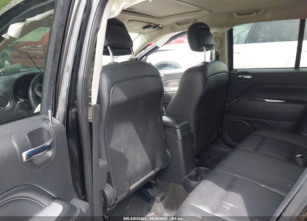 2017 JEEP COMPASS VIN: 1C4NJCEB0HD141427