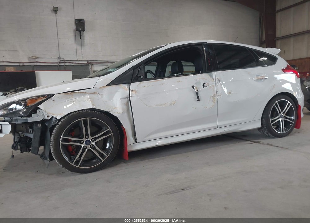 2018 FORD FOCUS ST VIN: 1FADP3L90JL247145