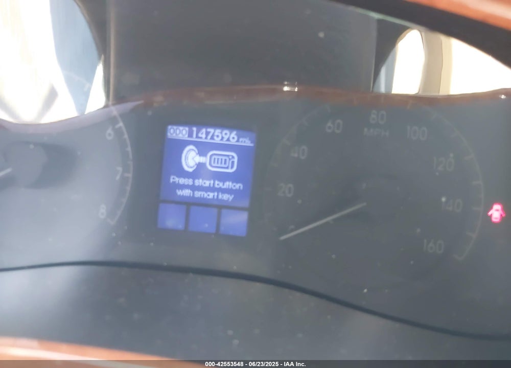 2013 HYUNDAI GENESIS VIN: KMHGC4DDXDU230066