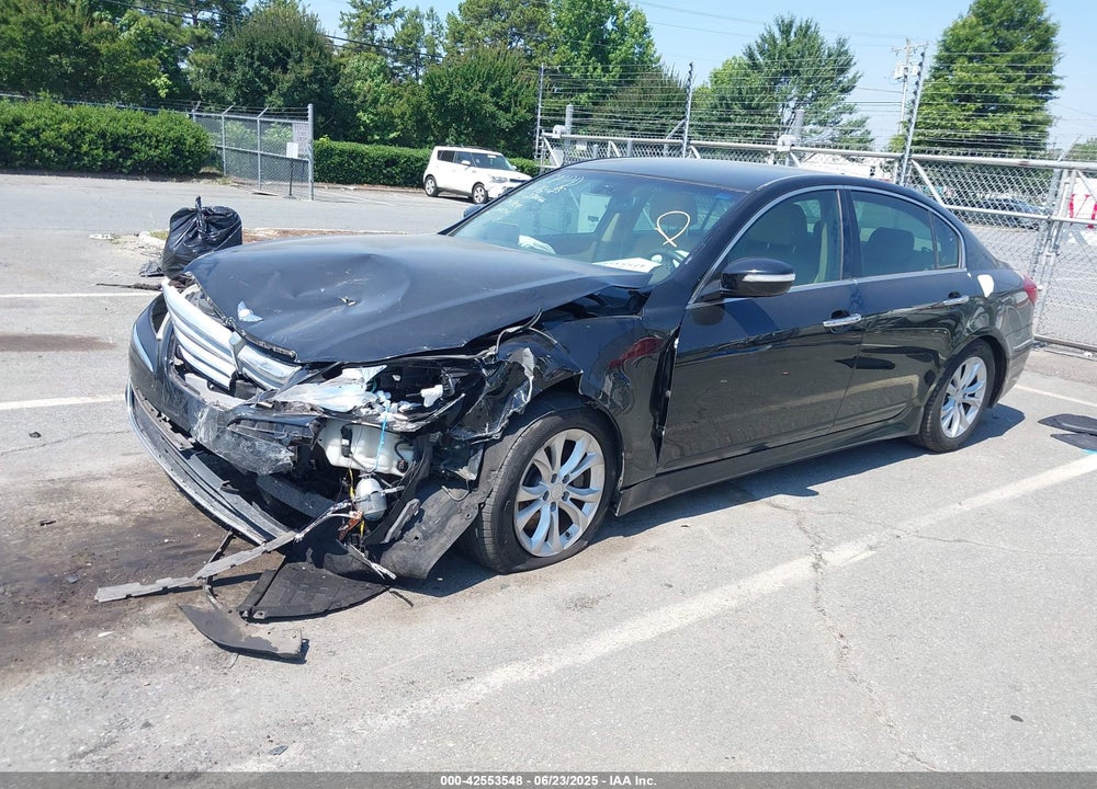 2013 HYUNDAI GENESIS VIN: KMHGC4DDXDU230066