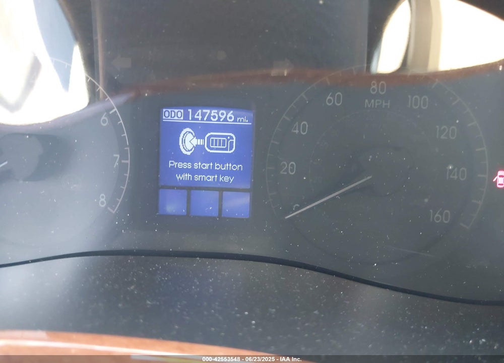 2013 HYUNDAI GENESIS VIN: KMHGC4DDXDU230066