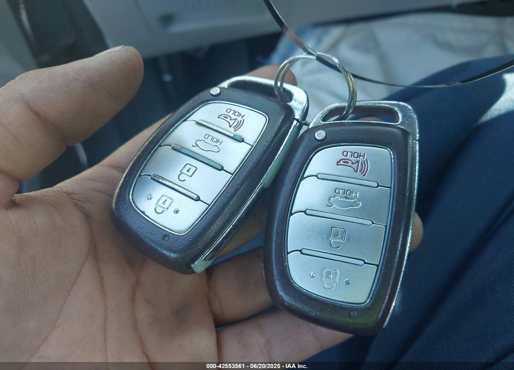 2016 HYUNDAI SONATA VIN: 5NPE34AF9GH291487