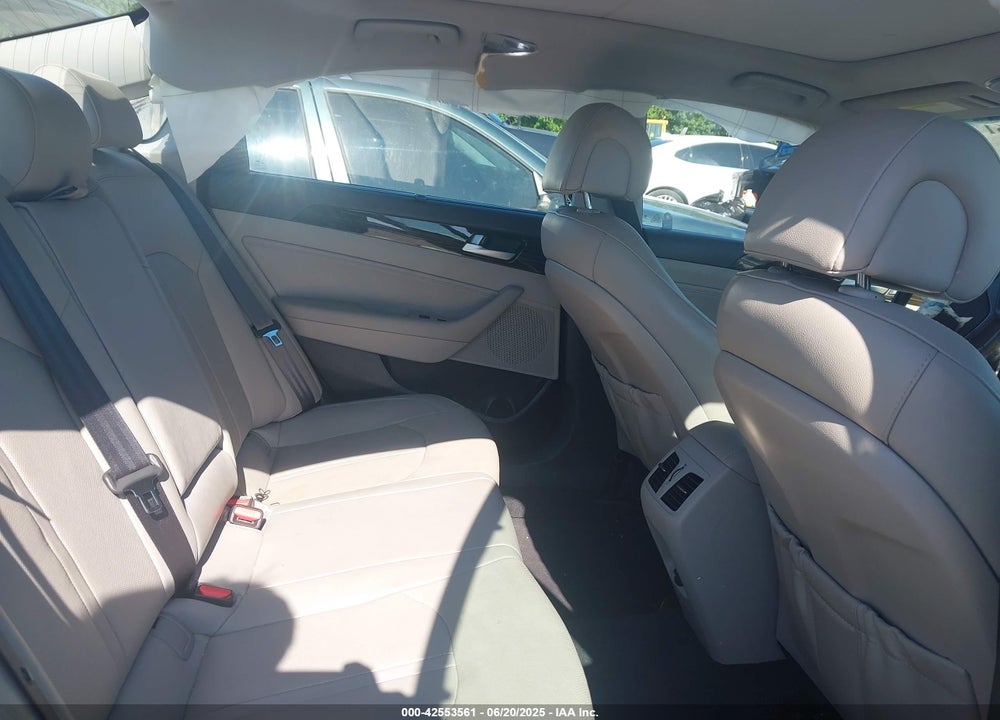 2016 HYUNDAI SONATA VIN: 5NPE34AF9GH291487