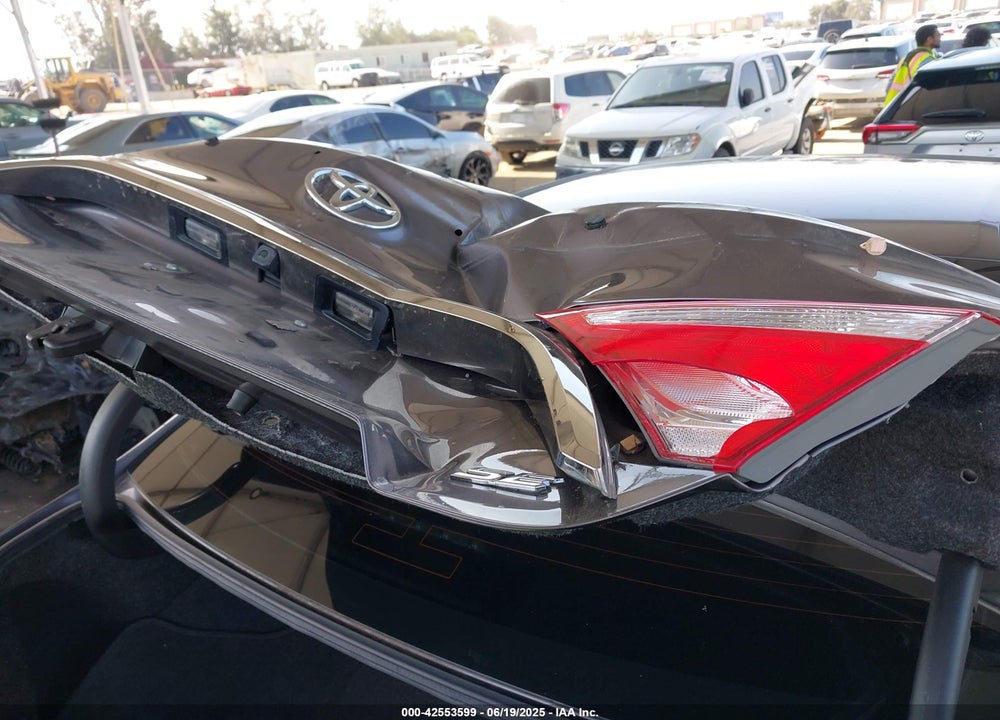 2017 TOYOTA CAMRY VIN: 4T1BF1FK5HU742254