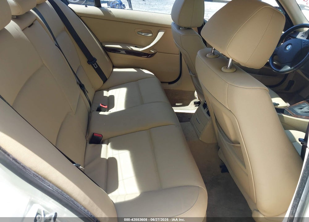 2007 BMW 328I VIN: WBAVA37537NL16671