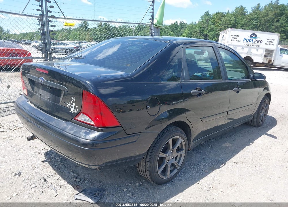 2004 FORD FOCUS SE VIN: 1FAFP34Z54W175689