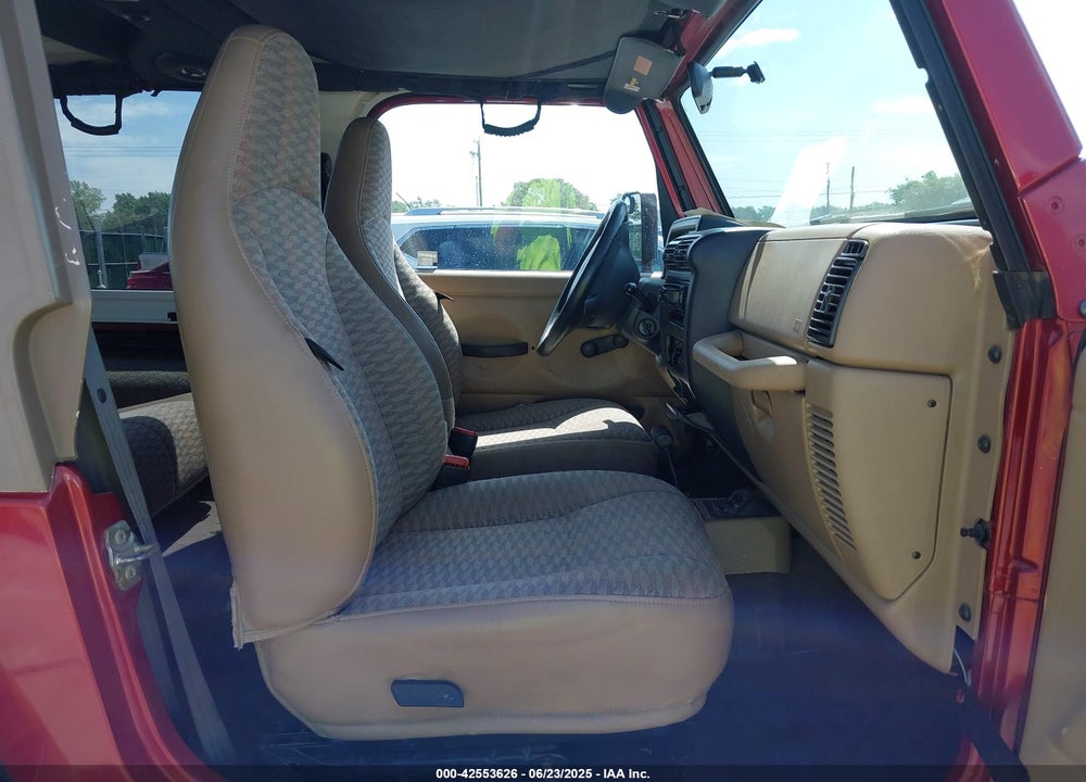 1999 JEEP WRANGLER / VIN: 1J4FY19S2XP423638