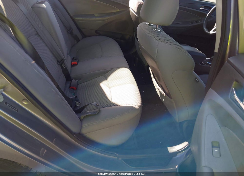2013 HYUNDAI SONATA VIN: 5NPEB4AC8DH778278