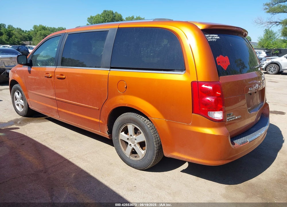 2011 DODGE GRAND CARAVAN CREW VIN: 2D4RN5DGXBR720687