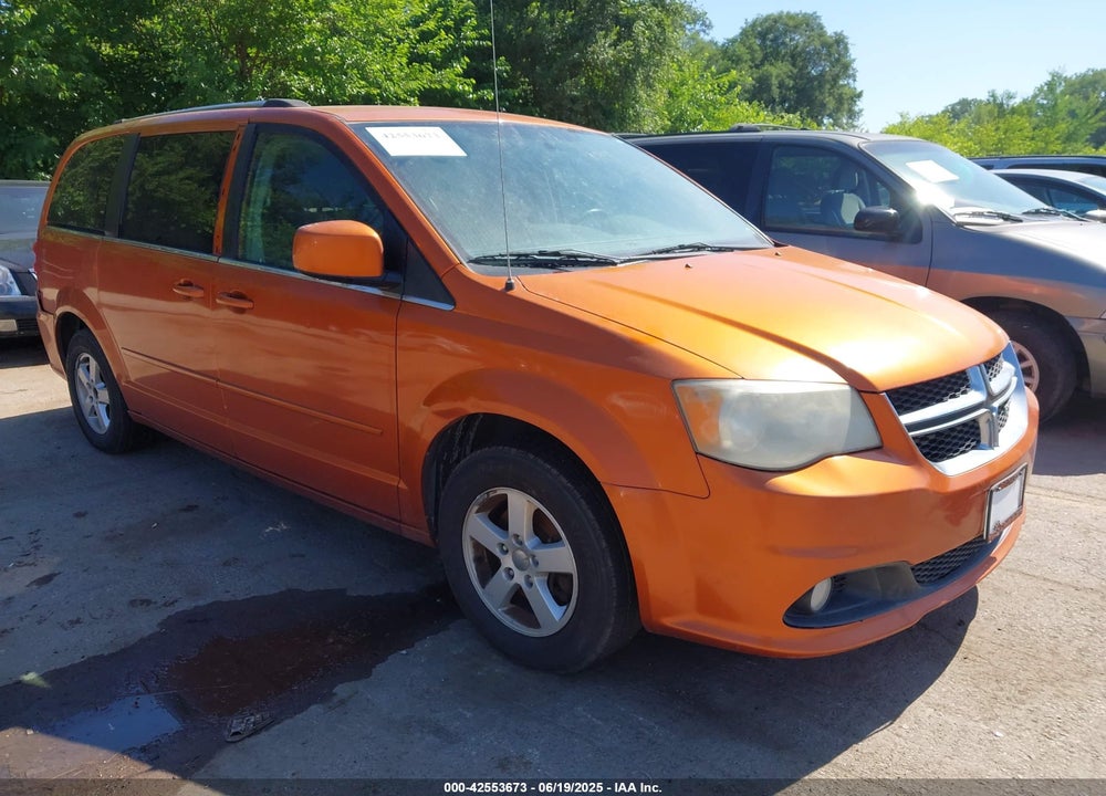 2011 DODGE GRAND CARAVAN CREW VIN: 2D4RN5DGXBR720687