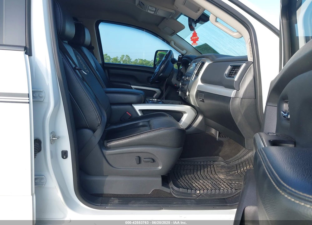 2018 NISSAN TITAN XD VIN: 1N6BA1F4XJN520892
