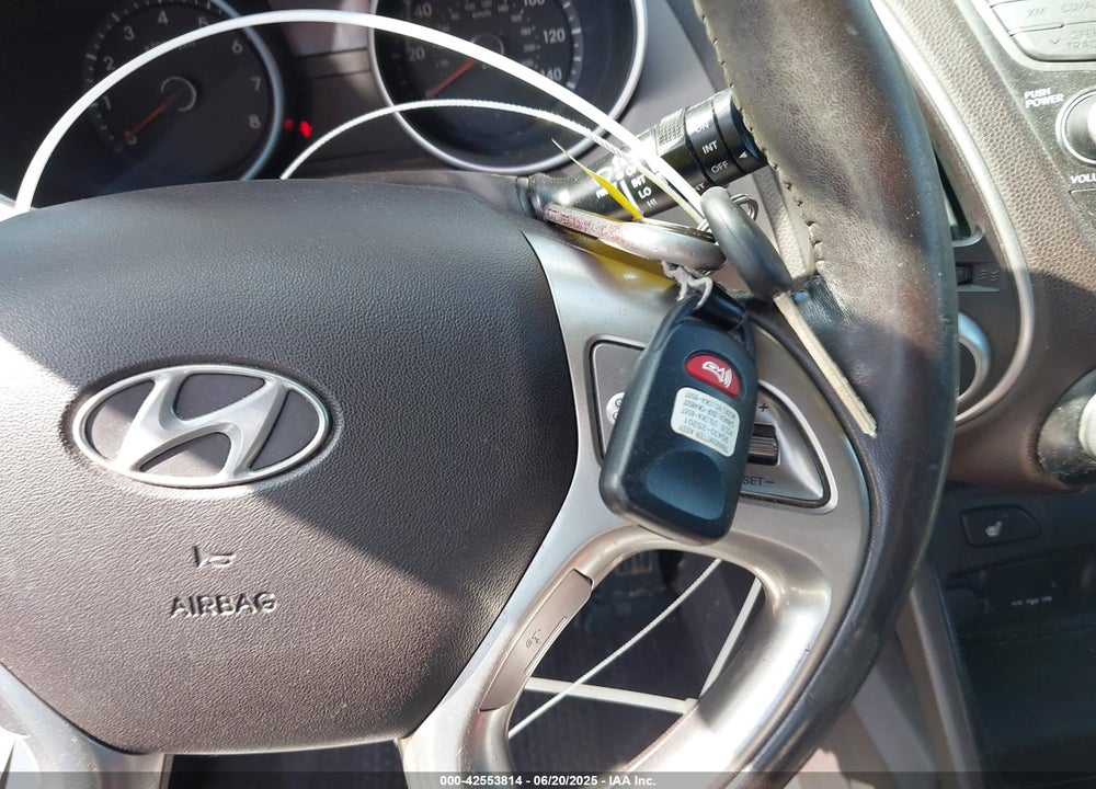 2012 HYUNDAI TUCSON VIN: KM8JU3AC7CU535614