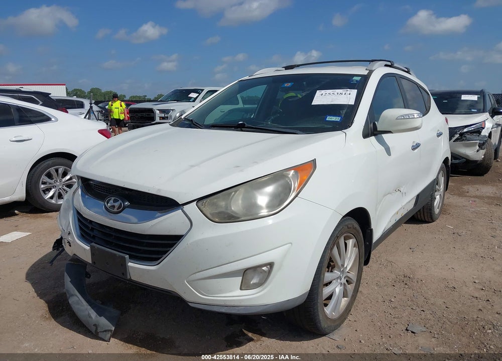 2012 HYUNDAI TUCSON VIN: KM8JU3AC7CU535614