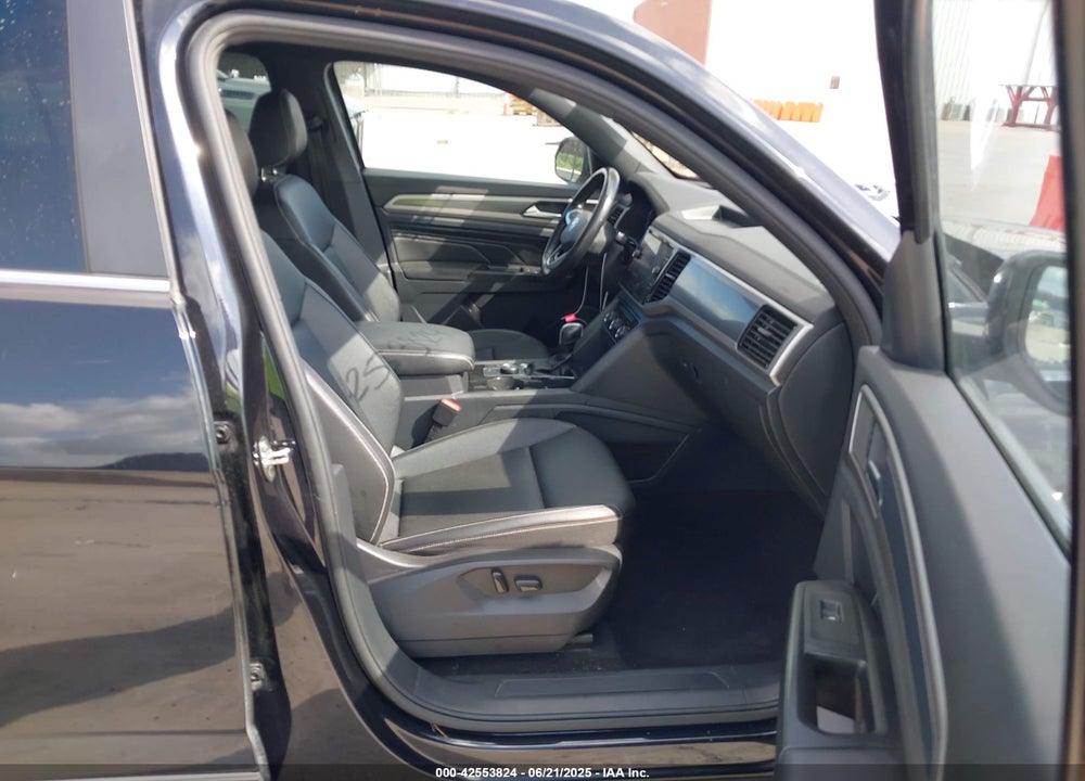 2020 VOLKSWAGEN ATLAS CROSS SPORT VIN: 1V2RE2CA3LC215687