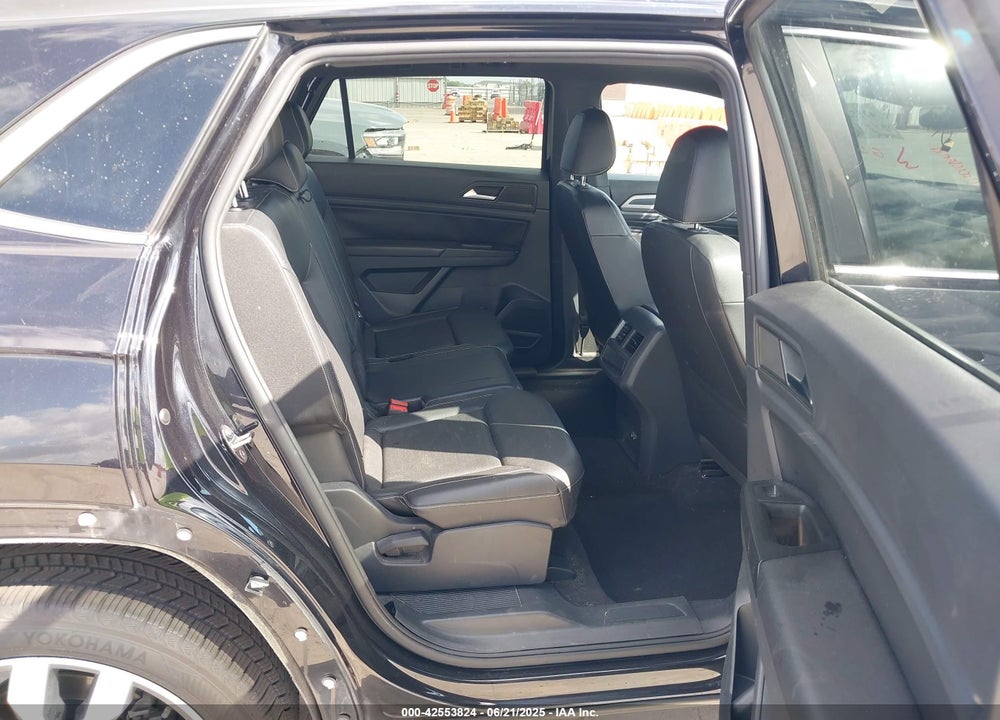 2020 VOLKSWAGEN ATLAS CROSS SPORT VIN: 1V2RE2CA3LC215687