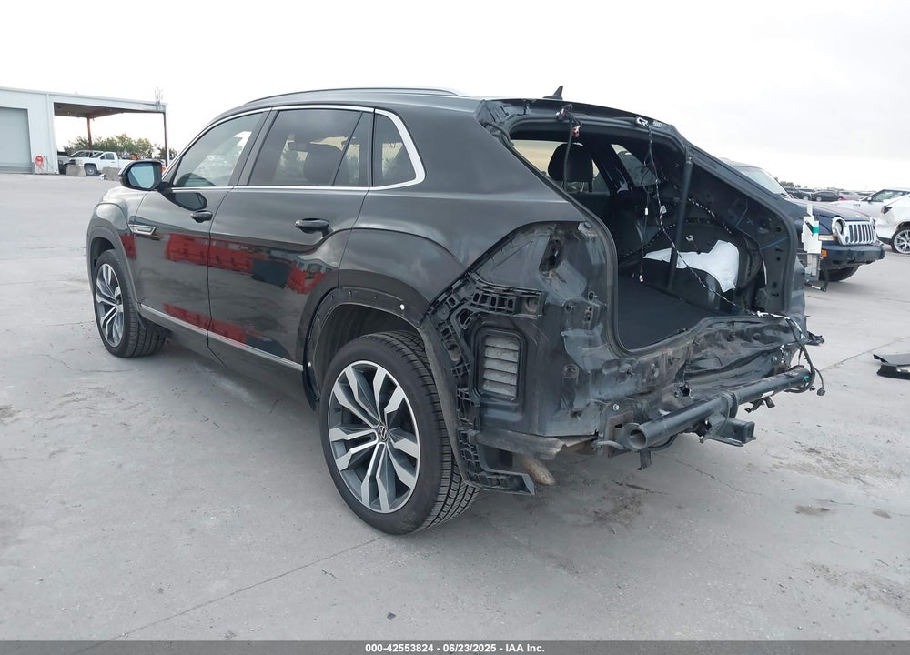 2020 VOLKSWAGEN ATLAS CROSS SPORT VIN: 1V2RE2CA3LC215687