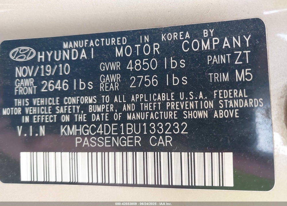 2011 HYUNDAI GENESIS VIN: KMHGC4DE1BU133232