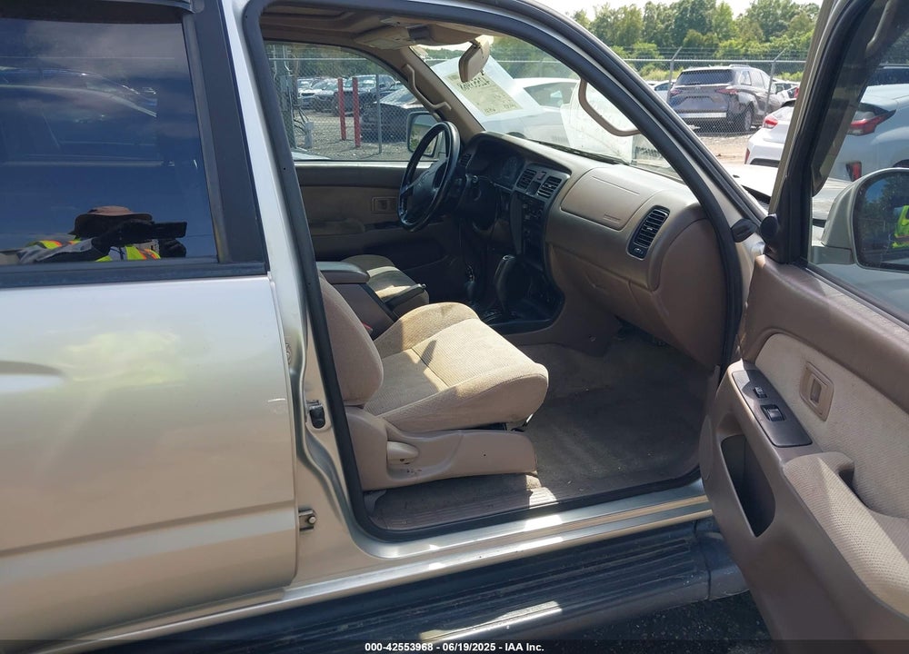 2000 TOYOTA 4RUNNER SR5 V6 VIN: JT3HN86R1Y0289897