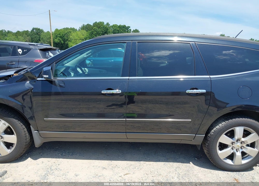 2011 CHEVROLET TRAVERSE VIN: 1GNKVLED6BJ380215