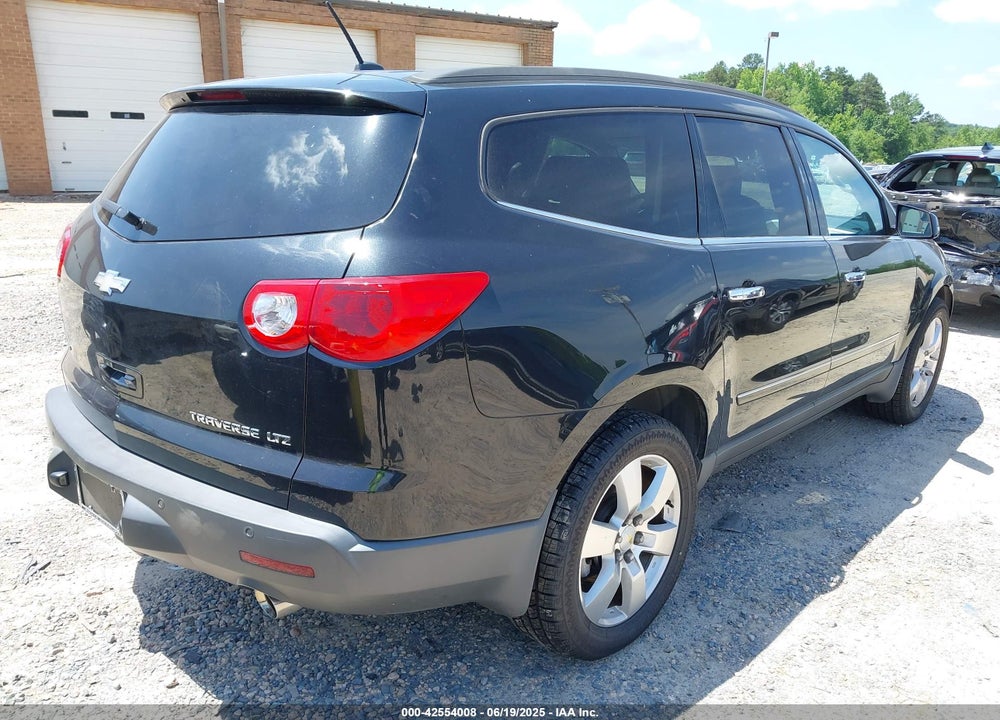 2011 CHEVROLET TRAVERSE VIN: 1GNKVLED6BJ380215