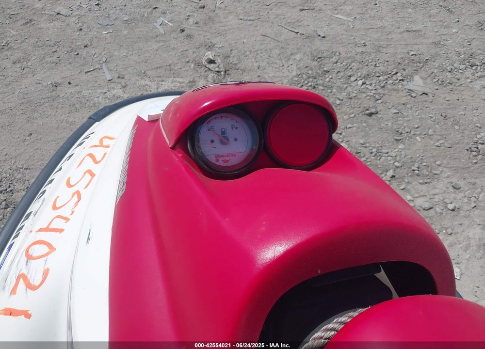 2000 SEADOO PERSONAL WATERCRAFT VIN: ZZN01024K900