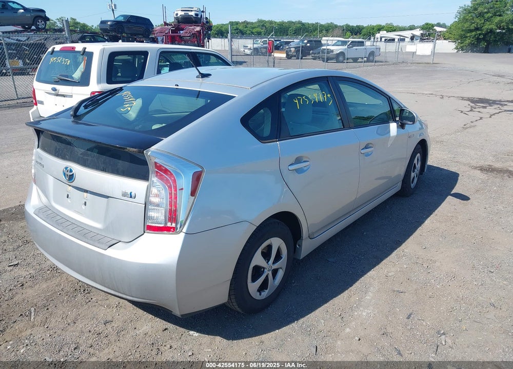 2013 TOYOTA PRIUS VIN: JTDKN3DU6D5606467