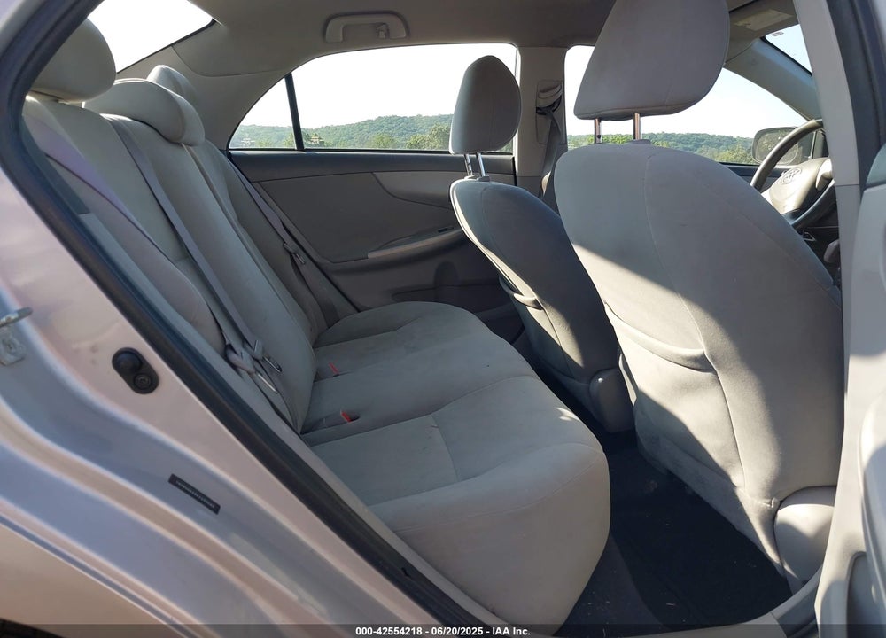 2010 TOYOTA COROLLA LE VIN: 1NXBU4EE8AZ298585