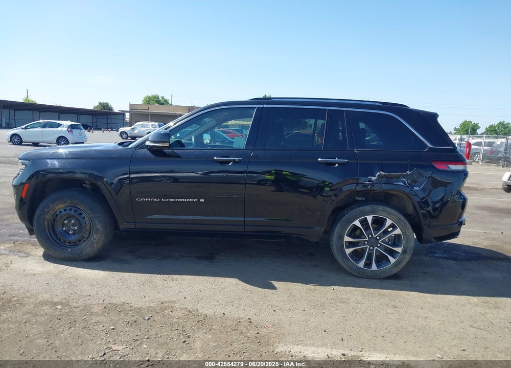 2022 JEEP GRAND CHEROKEE VIN: 1C4RJHDG1N8623744