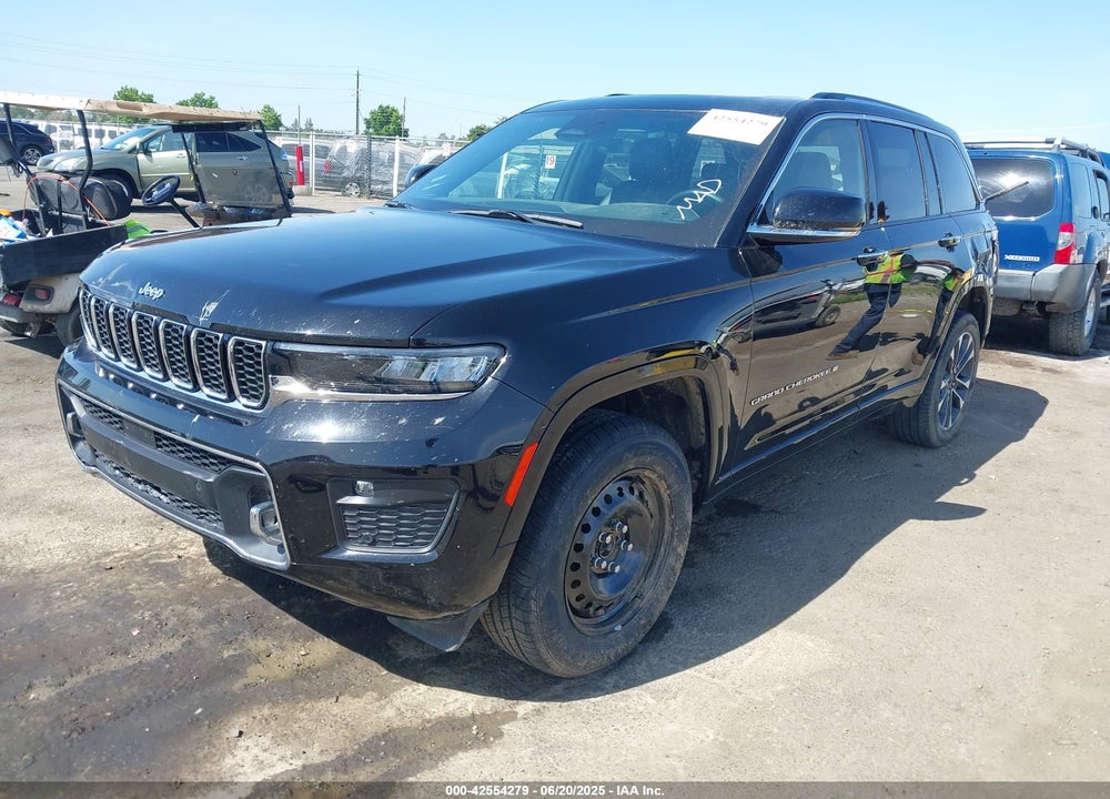 2022 JEEP GRAND CHEROKEE VIN: 1C4RJHDG1N8623744