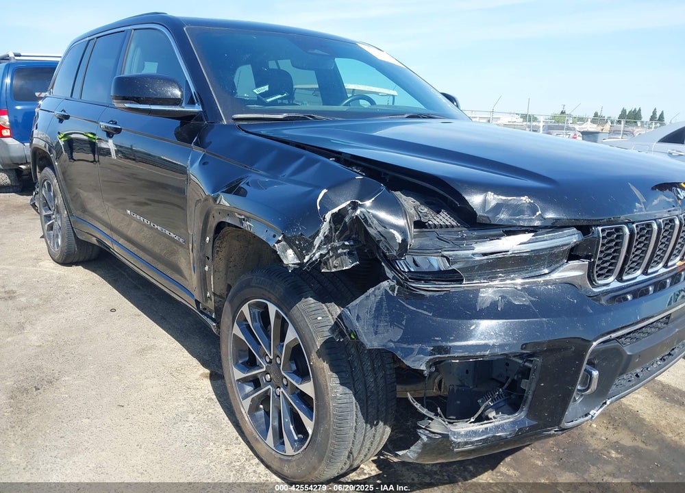 2022 JEEP GRAND CHEROKEE VIN: 1C4RJHDG1N8623744