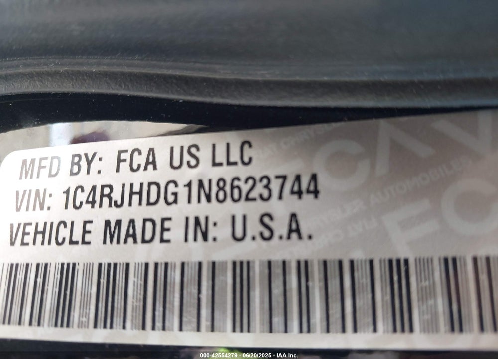 2022 JEEP GRAND CHEROKEE VIN: 1C4RJHDG1N8623744