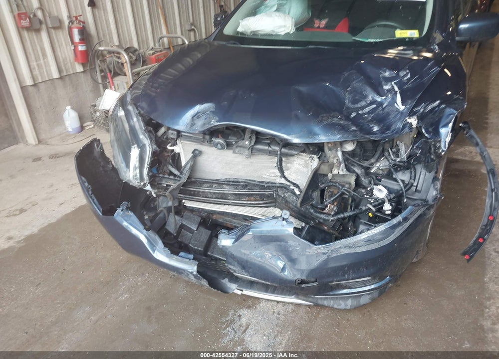 2016 NISSAN ROGUE VIN: 5N1AT2MV3GC920464