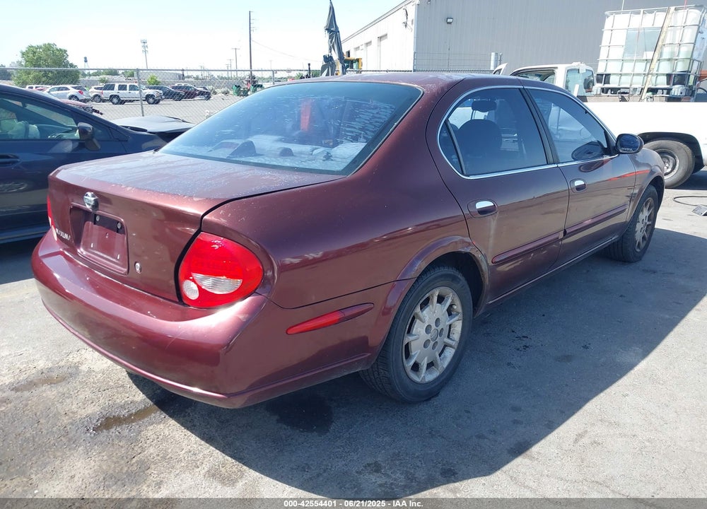 2001 NISSAN MAXIMA GXE VIN: JN1CA31DX1T602615
