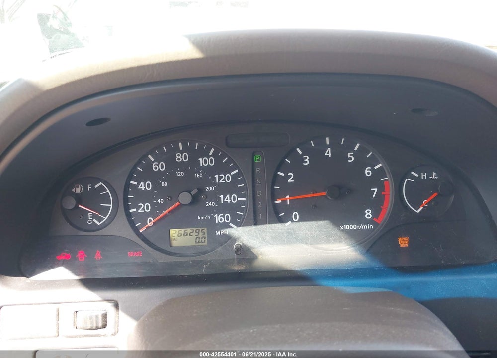 2001 NISSAN MAXIMA GXE VIN: JN1CA31DX1T602615