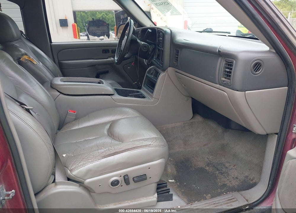 2004 CHEVROLET TAHOE LT VIN: 1GNEK13Z14J167667