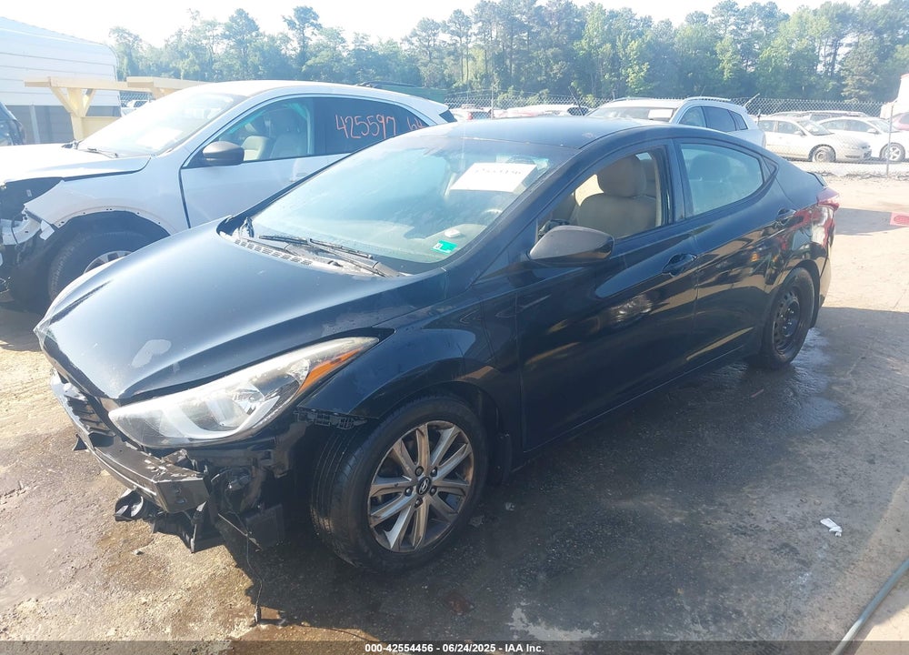 2016 HYUNDAI ELANTRA VIN: 5NPDH4AE1GH783273