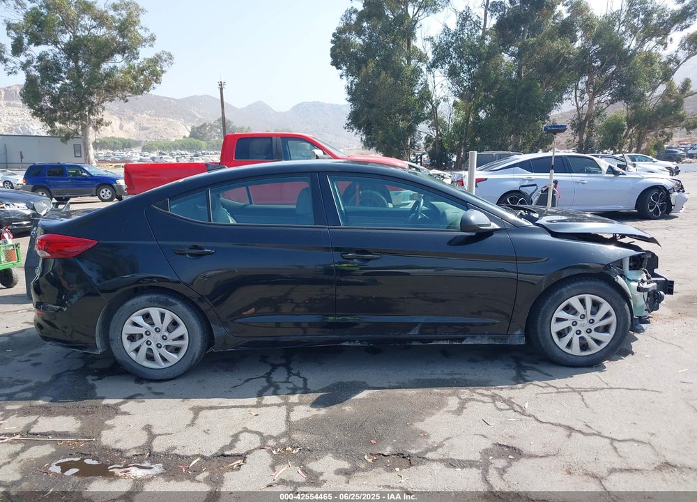 2017 HYUNDAI ELANTRA VIN: 5NPD74LF9HH065190