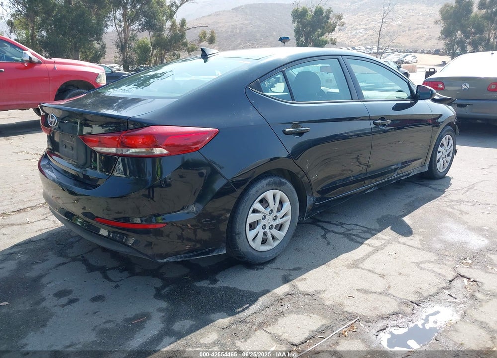 2017 HYUNDAI ELANTRA VIN: 5NPD74LF9HH065190