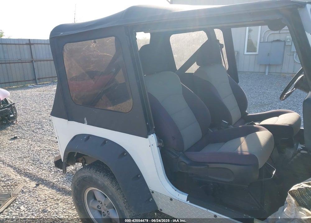 1992 JEEP WRANGLER / YJ S VIN: 2J4FY19P6NJ543626