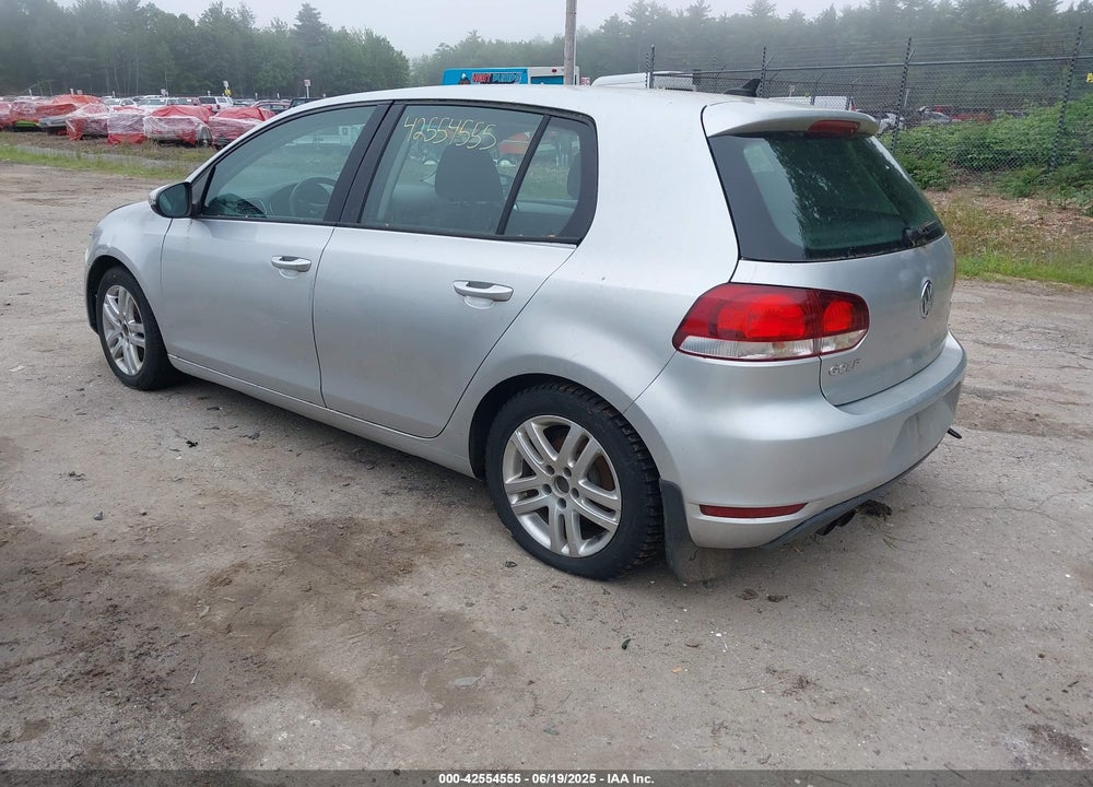 2011 VOLKSWAGEN GOLF VIN: WVWDM7AJ9BW249693