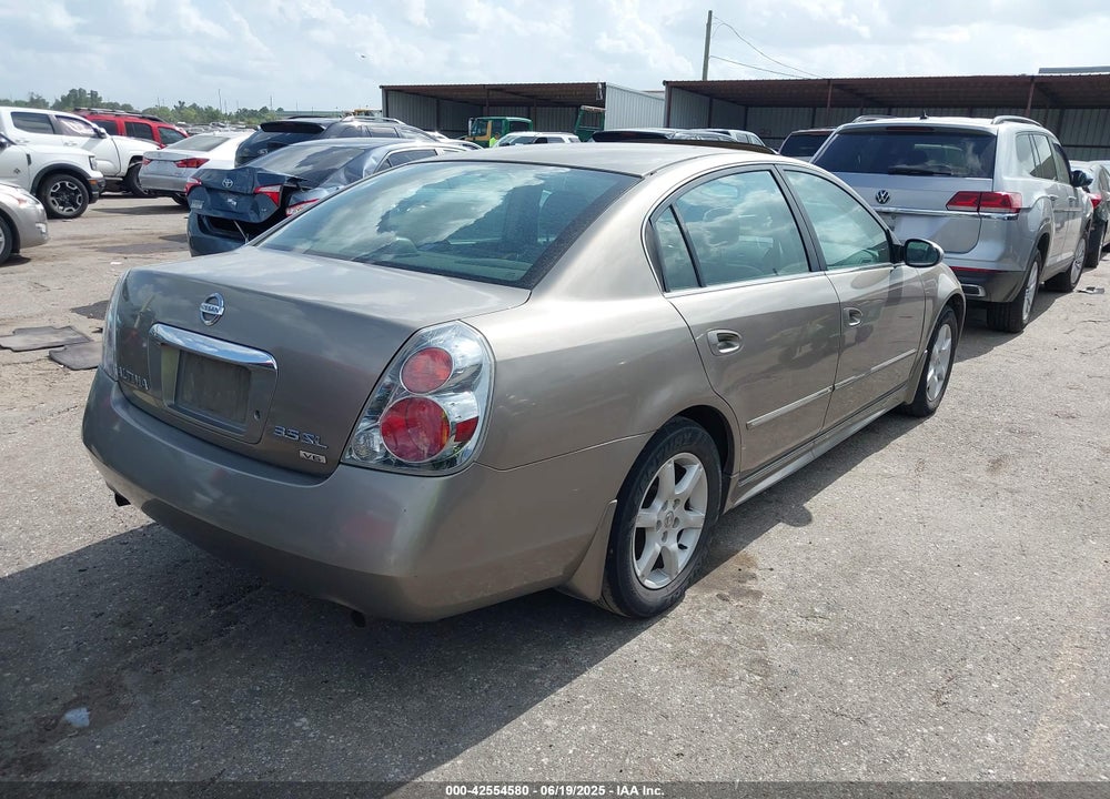 2005 NISSAN ALTIMA VIN: 1N4BL11D85C118834
