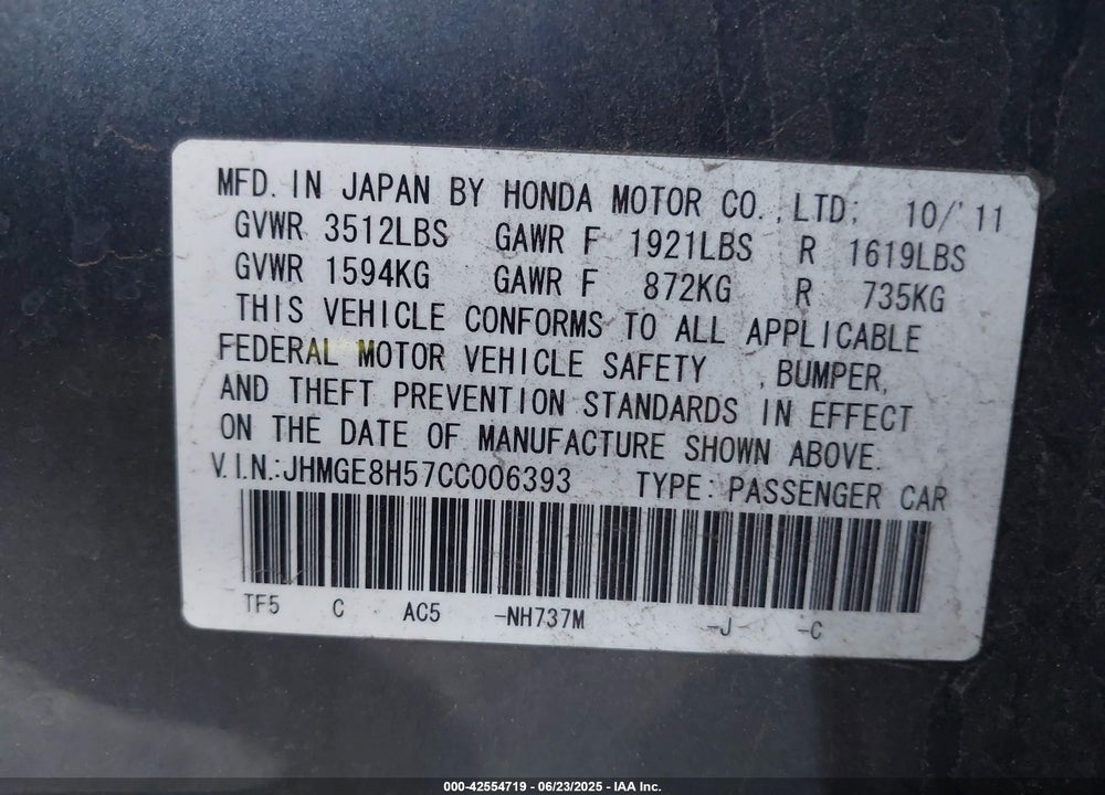 2012 HONDA FIT VIN: JHMGE8H57CC006393