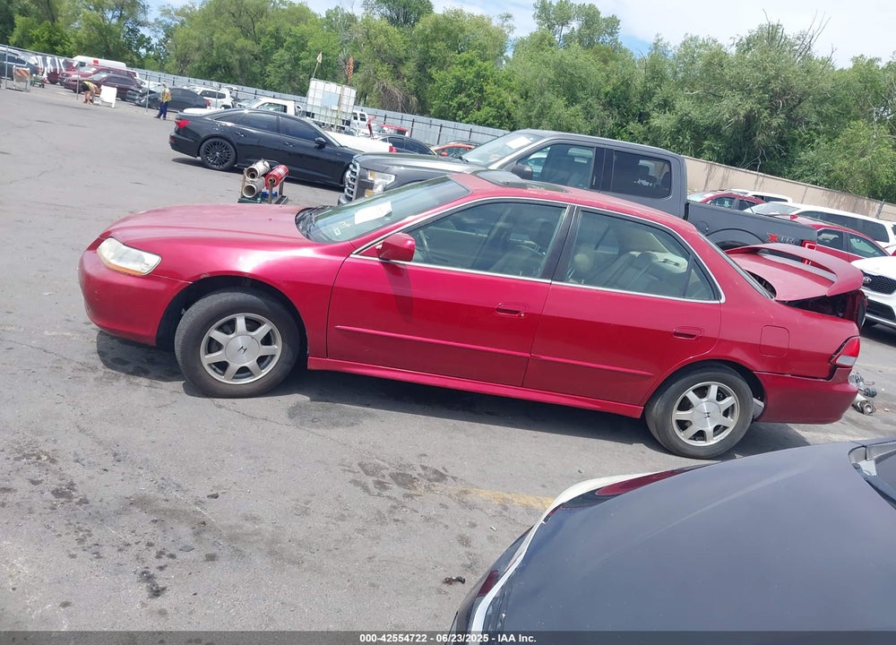 2002 HONDA ACCORD 2.3 EX VIN: JHMCG56682C010115