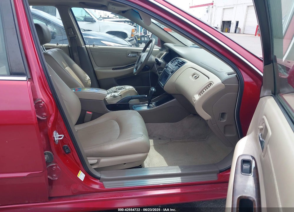 2002 HONDA ACCORD 2.3 EX VIN: JHMCG56682C010115