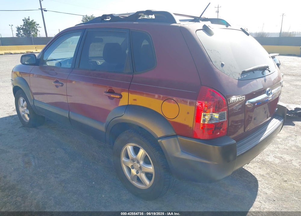 2005 HYUNDAI TUCSON GLS/LX VIN: KM8JN72D15U148197